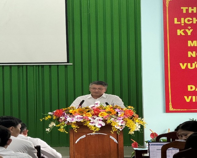 Đồng chí Tô Quốc Huy - Giám đốc Trung tâm Kỹ thuật và Chuyển đổi số phát biểu khai mạc, điều hành Hội Nghị.